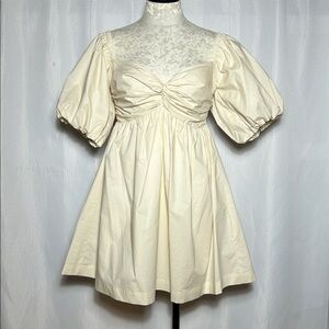 En Saison Cream/Beige Puff Sleeve Dress